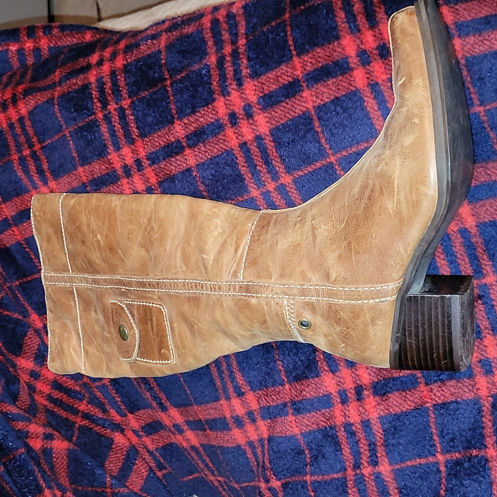 Distressed Rider Boots